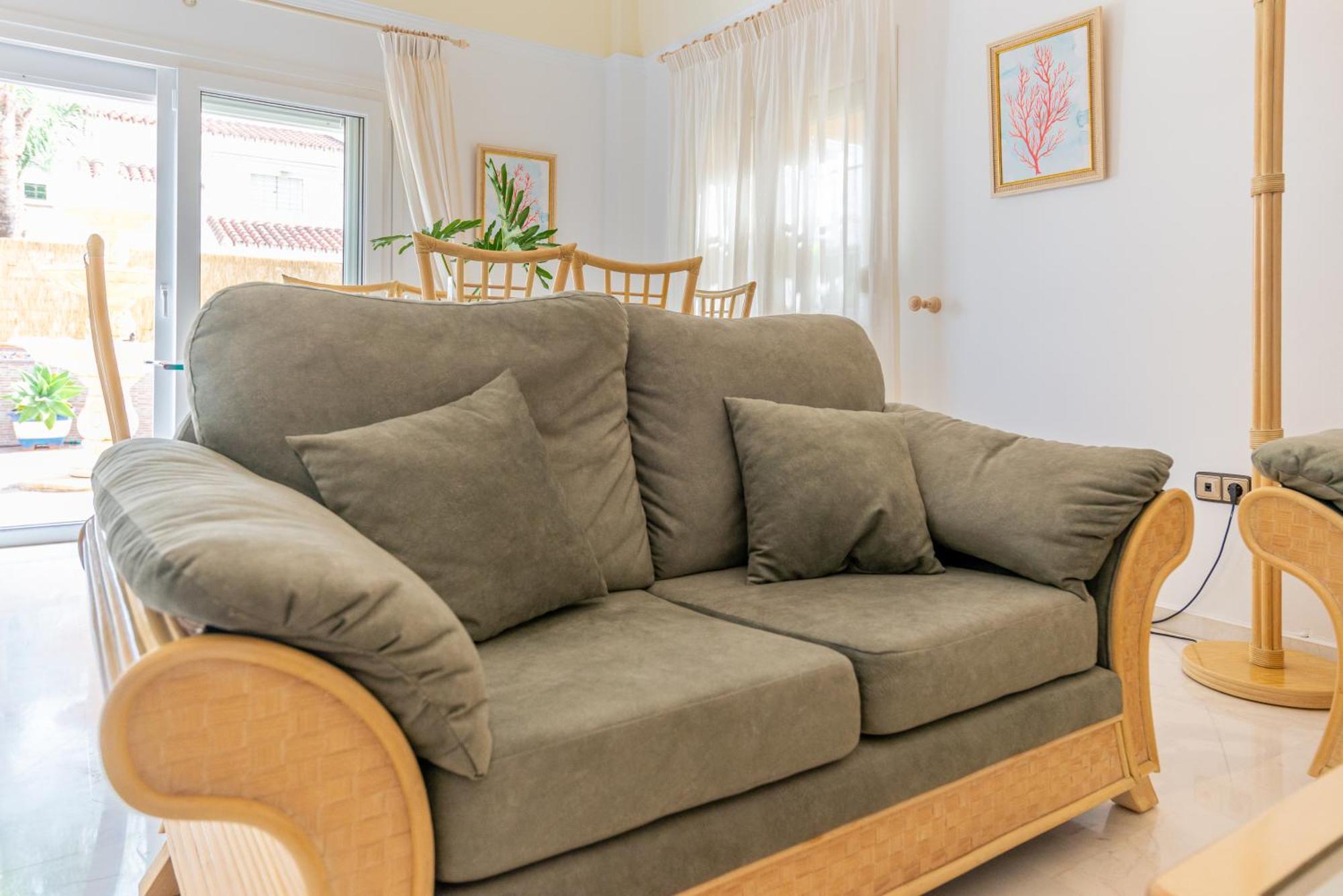 Villa Valentina - Renovated On Los Alamos Beach Torremolinos Kültér fotó