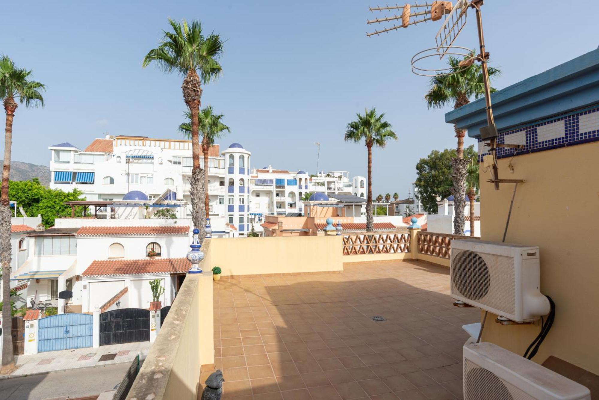 Villa Valentina - Renovated On Los Alamos Beach Torremolinos Kültér fotó